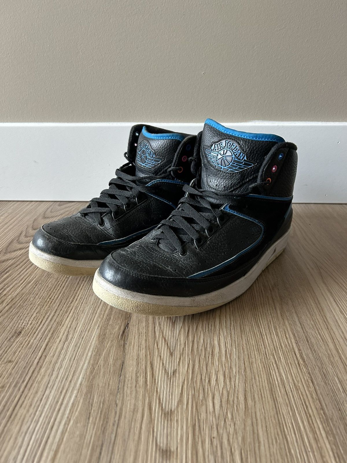 Jordan Brand Jordan 2 Retro Radio Raheem 2015 Size US 10 / EU 43 - 1 Thumbnail