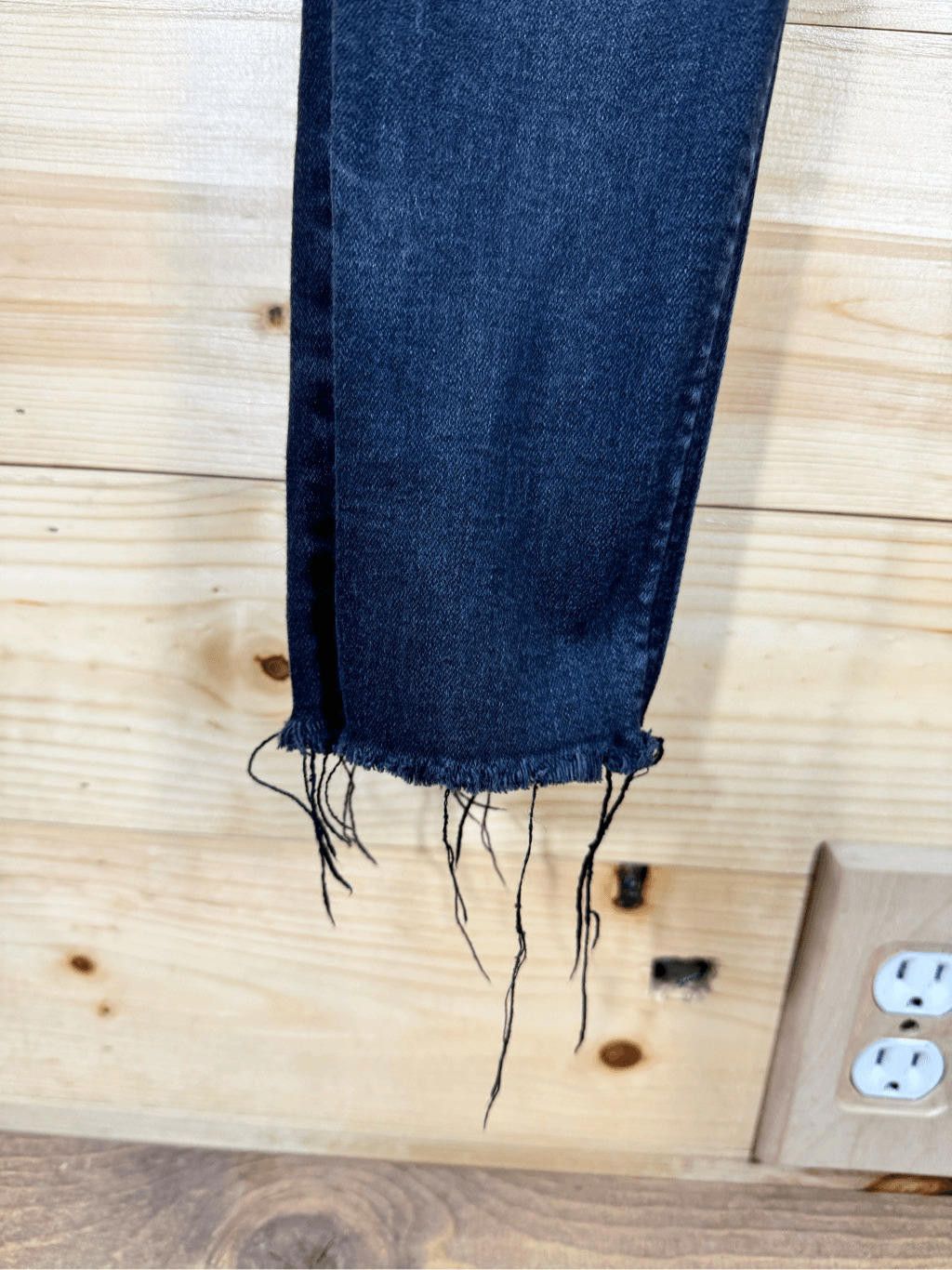 Old Navy Old Navy Women's Size 12 Rockstar Super Skinny Jeggings Size 34" / US 12 / IT 48 - 6 Thumbnail