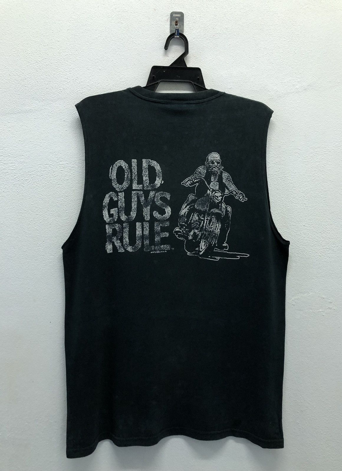 Vintage Vintage Old Guys Rule Tank Top Size US L / EU 52-54 / 3 - 1 Thumbnail