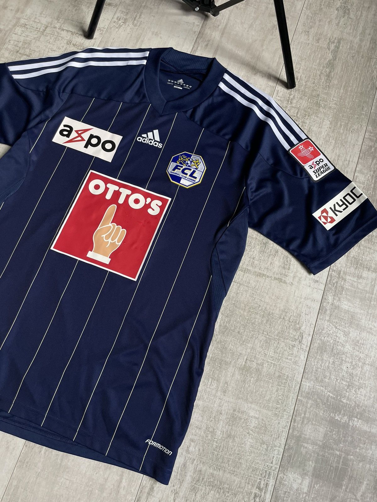 Adidas Adidas FC Luzern 2011/2012 Home Football Shirt Jersey RARE Size US L / EU 52-54 / 3 - 4 Thumbnail