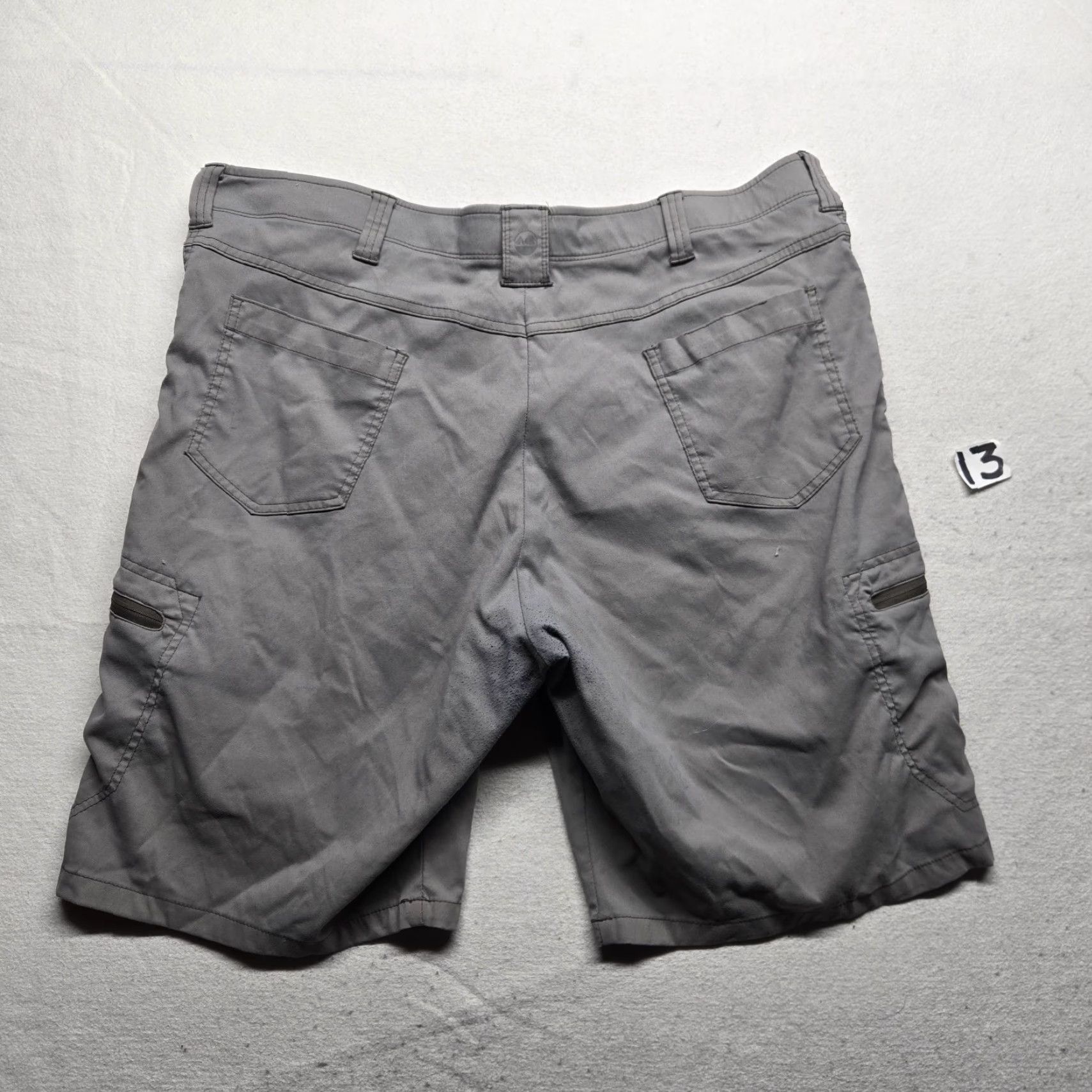 Wrangler Wrangler Gray Cargo Shorts Men's 42 Regular Comfort Waist Nylon Blend Outdoor Size US 42 / EU 58 - 7 Thumbnail
