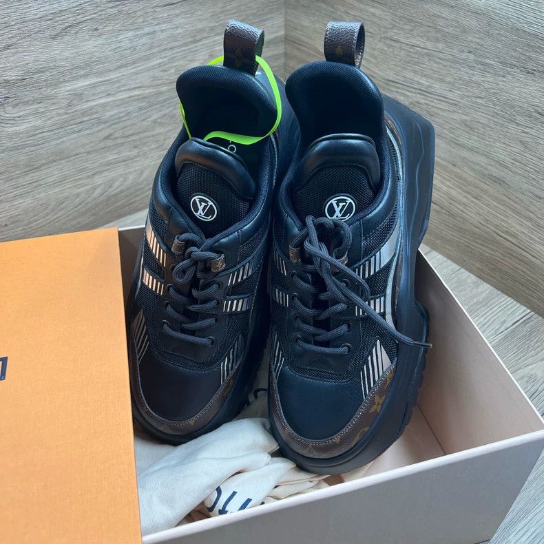 Louis Vuitton Louis Vuitton Archlight 2.0 Black and Brown Arch Bridge Sh Size US 8 / EU 41 - 3 Thumbnail