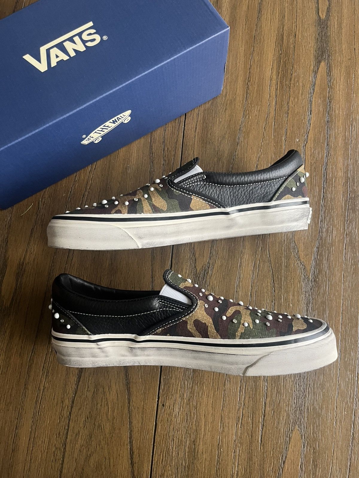 Vans vans pearlized camo Size US 10.5 / EU 43-44 - 2 Thumbnail