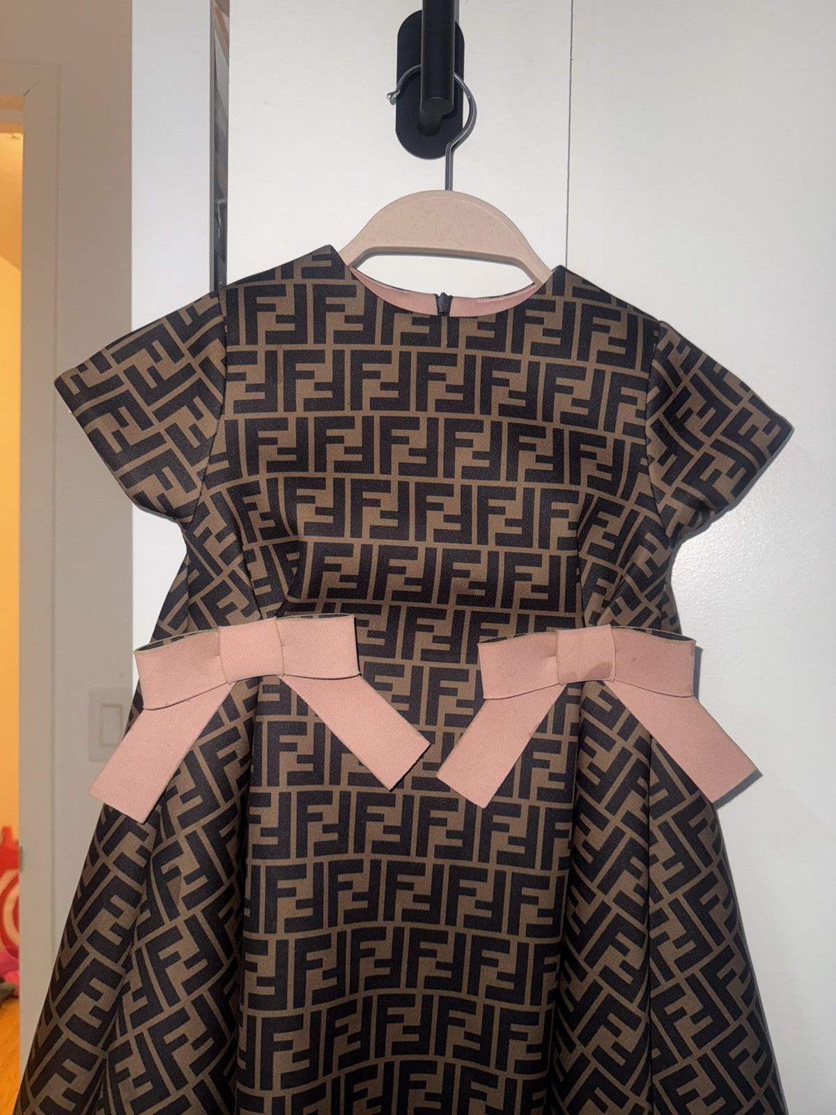 Fendi 100% Authentic Fendi Kids FF All-Over Printed Dress size 6Y Size M / US 6-8 / IT 42-44 - 4 Thumbnail