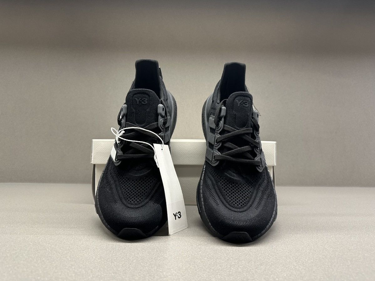 Adidas × Y-3 Adidas Y-3 Ultra Boost Light Black White Size US 9 / EU 42 - 5 Thumbnail