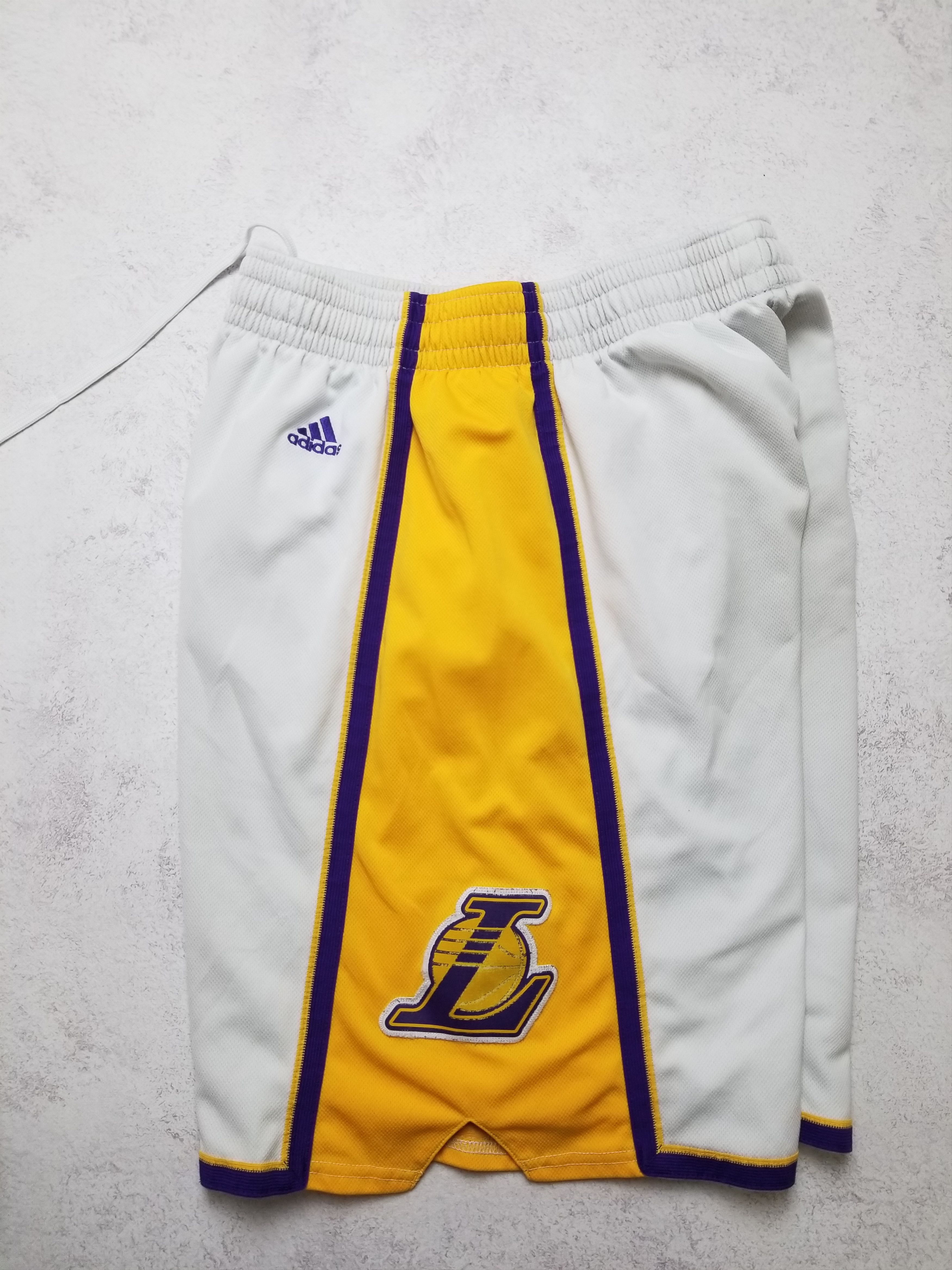 Adidas Adidas 2013 Los Angeles Lakers NBA Shorts Men's Size M Size US 34 / EU 50 - 2 Thumbnail