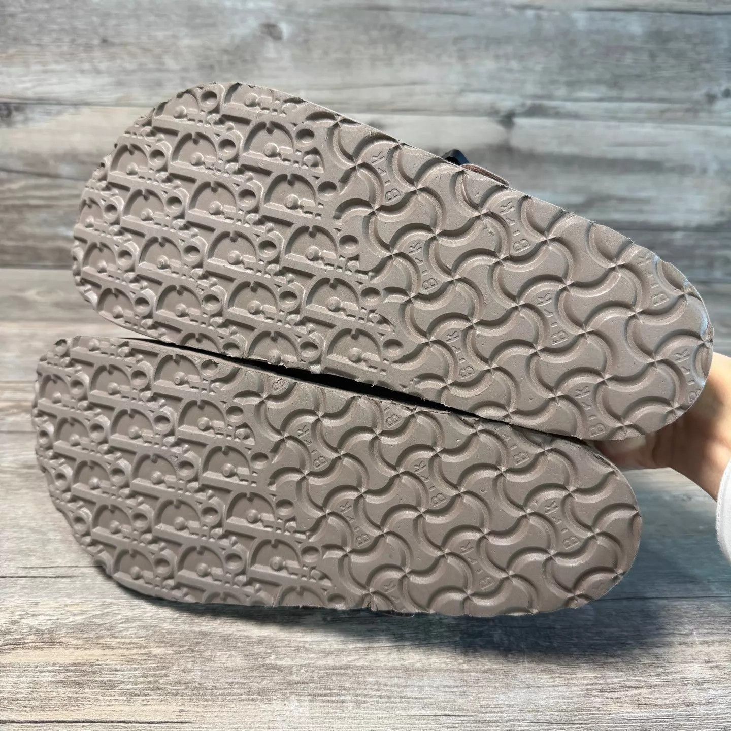 Dior Dior x Birkenstock Arizona Cognac 40 EU 99 New Size US 7 / EU 40 - 6 Thumbnail
