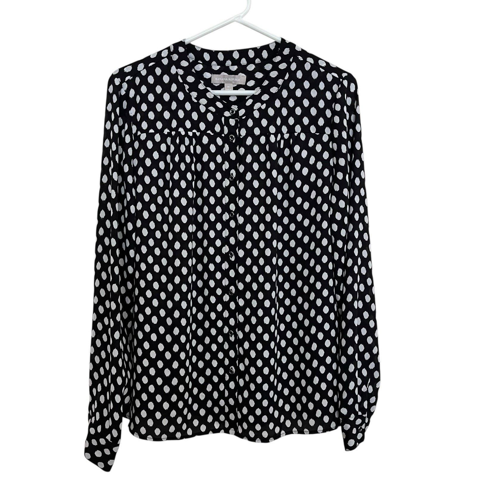 Banana Republic Banana Republic | Pleated Chiffon Button Blouse Top Size M / US 6-8 / IT 42-44 - 1 Thumbnail