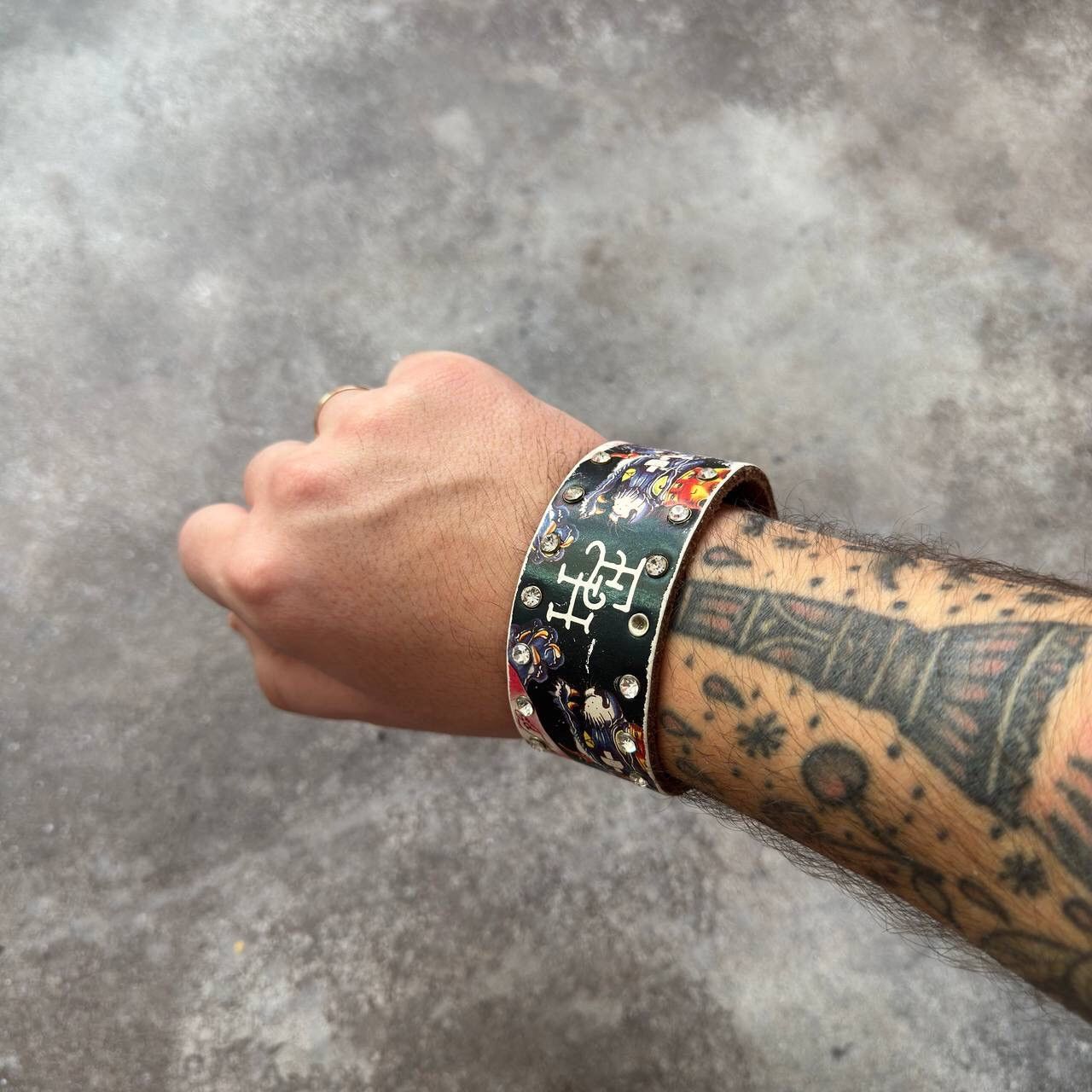 Ed Hardy × Vintage Ed Hardy Vintage Y2K Rhinestones Leather Bracelete Size ONE SIZE - 1 Thumbnail