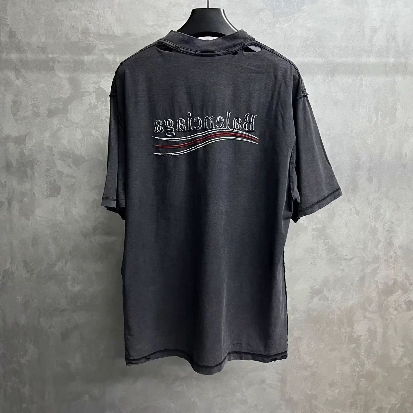 Balenciaga Balenciaga Black Logo Crew Short-Sleeve Tee M Size M / US 6-8 / IT 42-44 - 2 Thumbnail