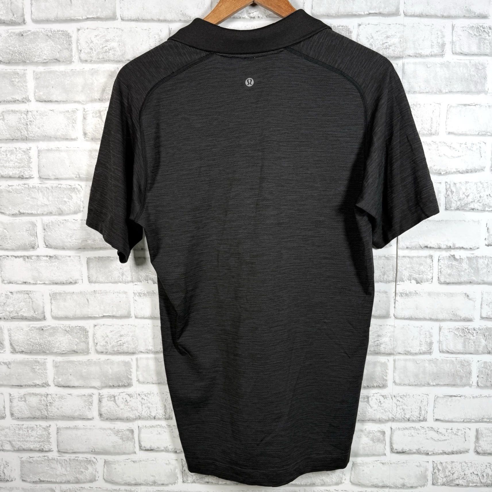Lululemon Lululemon Dark Gray Athletic Stretchy Polo Shirt Mens Size M Size US M / EU 48-50 / 2 - 5 Thumbnail