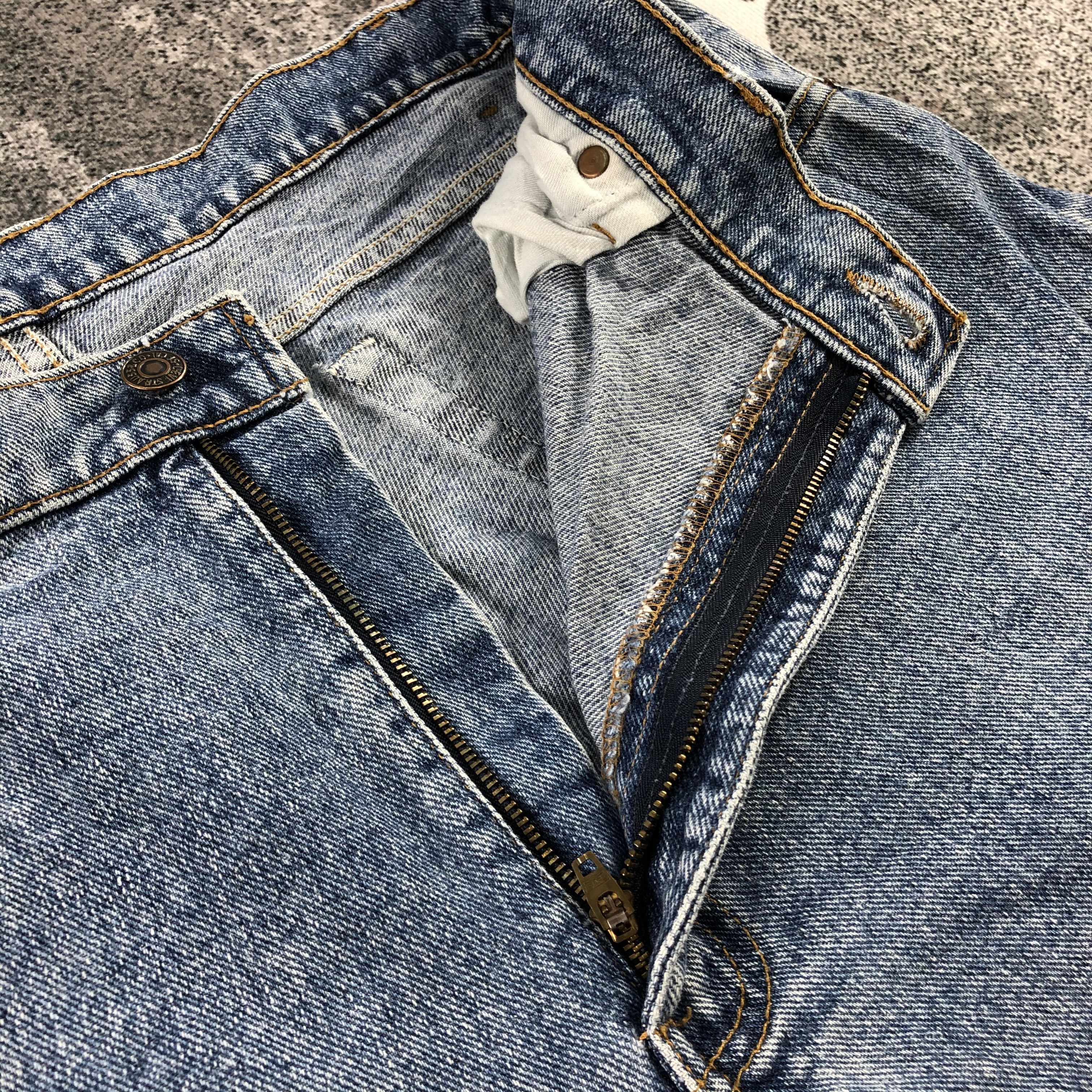 Levi's Vintage 90s Levi's 560 Jeans Medium Wash Denim KJ1015 Size US 36 / EU 52 - 8 Thumbnail