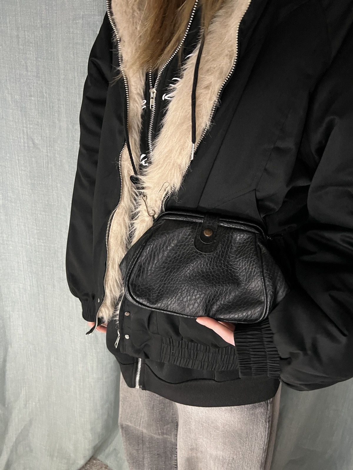 Vintage Y2k Vintage Leather bag messenger Opium archive Size ONE SIZE - 1 Thumbnail