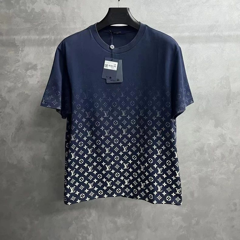 Louis Vuitton Louis Vuitton Blue Round Neck Gradient Full Print Short Sl Size US L / EU 52-54 / 3 - 1 Thumbnail
