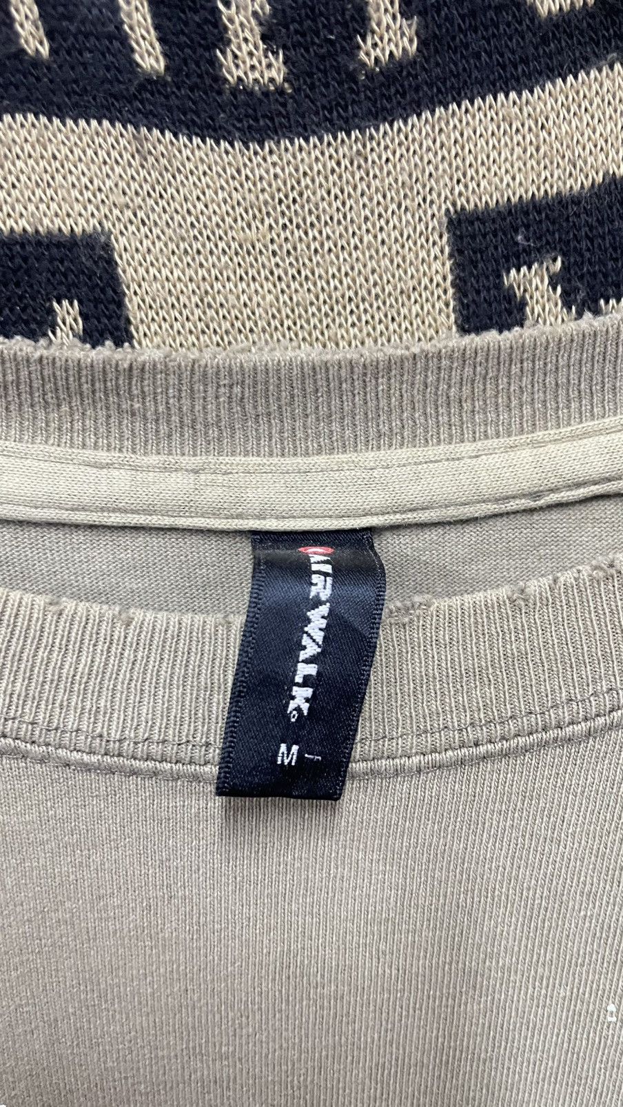 Airwalk Vintage Air walk shirt Size US M / EU 48-50 / 2 - 4 Thumbnail