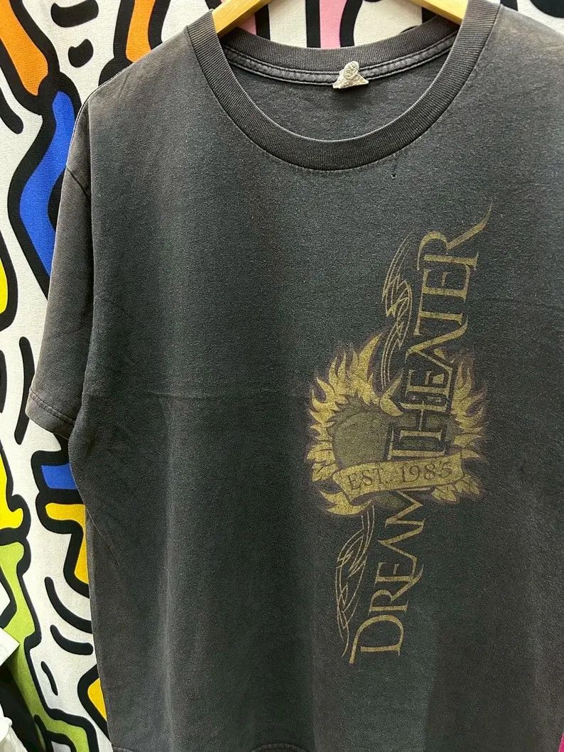 Vintage Vintage 2000s Dream Theater Band tshirt size L (Sun Faded) Size US L / EU 52-54 / 3 - 1 Thumbnail