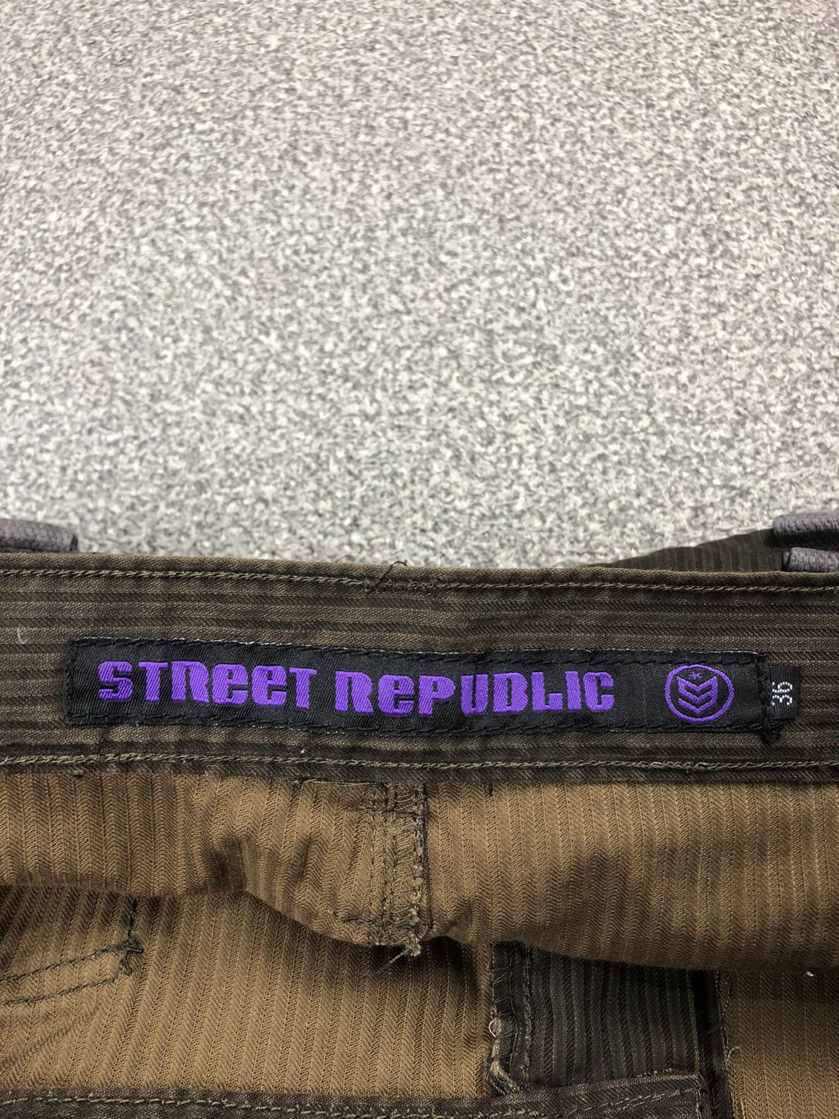 Japanese Brand Vintage Crazy Street Republic Punk Bondage Cargopants Size US 36 / EU 52 - 22 Thumbnail