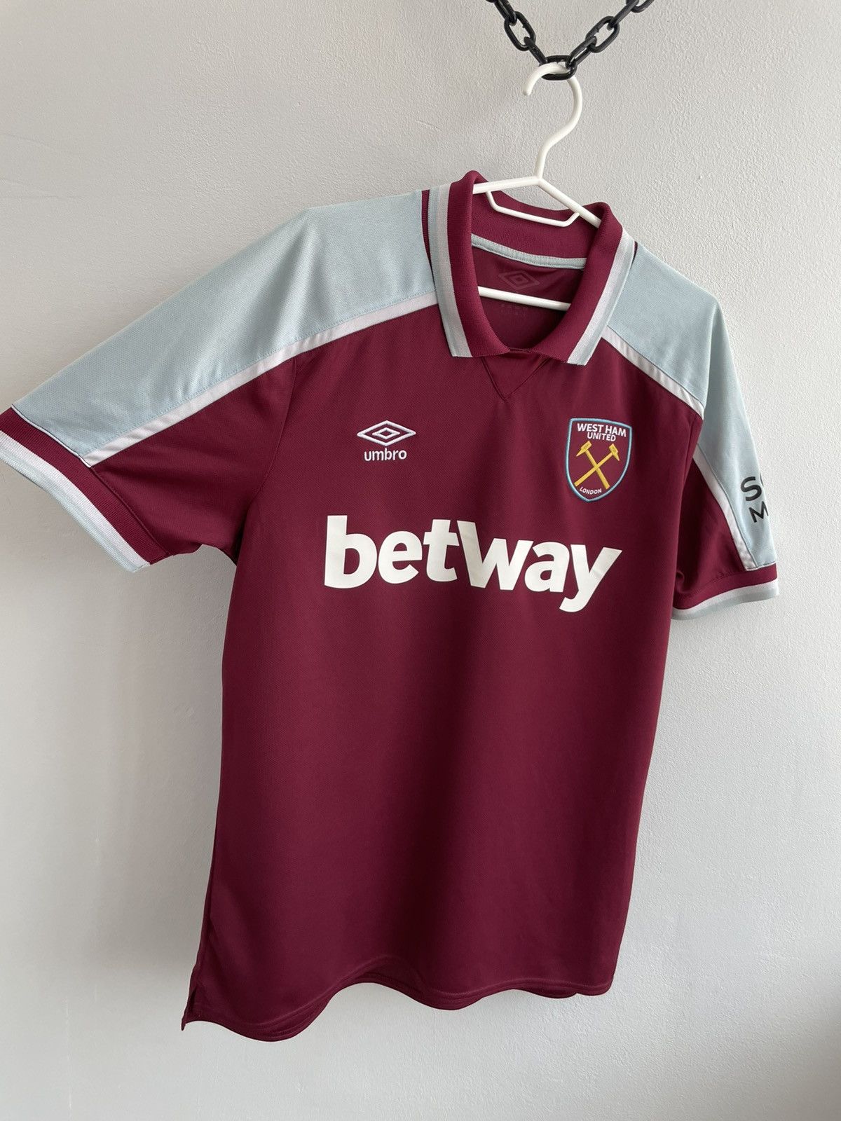 Umbro WEST HAM UNITED 2021 2022 HOME FOOTBALL SHIRT SOCCER JERSEY Size US L / EU 52-54 / 3 - 3 Thumbnail