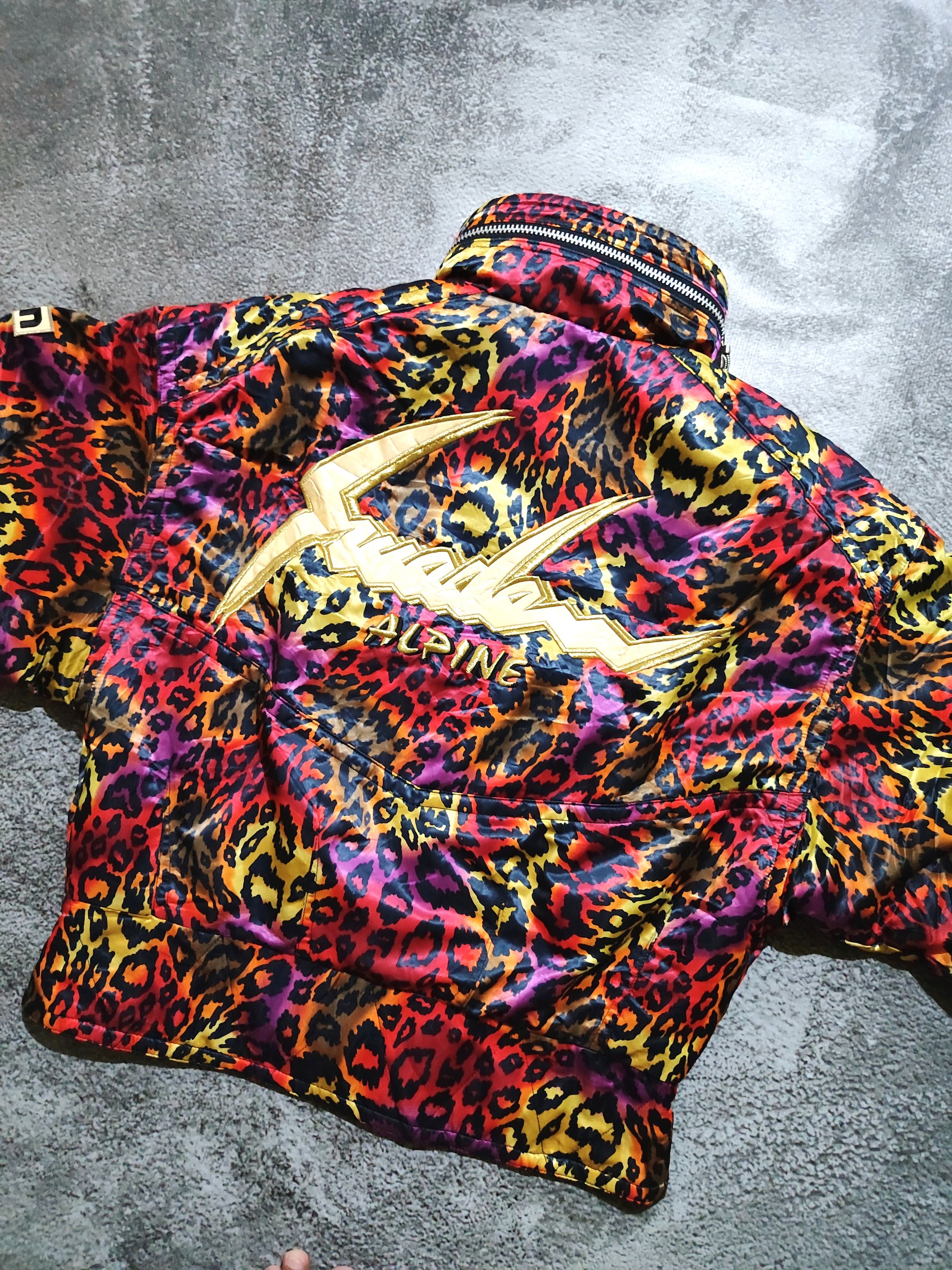 Goldwin Vintage Goldwin Sweden Alpine Ski Team Down Jacket (RARE) Size US M / EU 48-50 / 2 - 3 Thumbnail