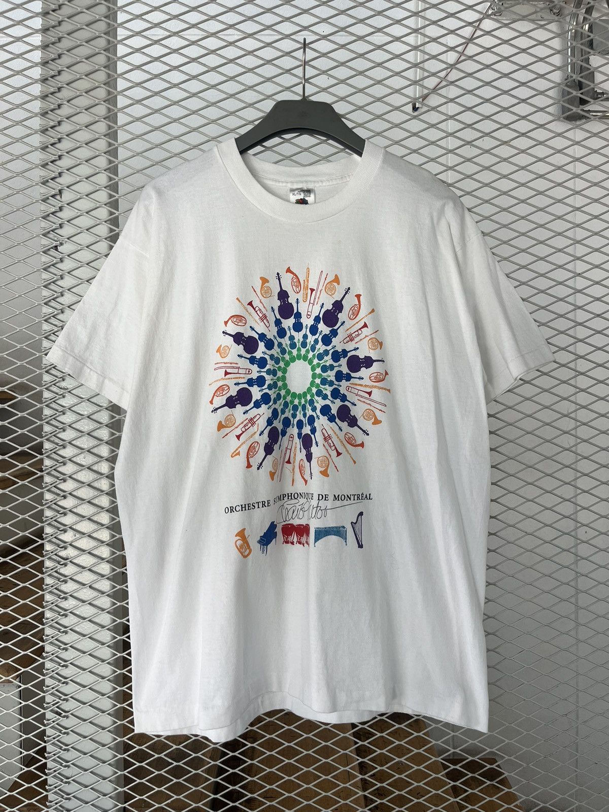 Vintage Vintage ORCHESTRE SYMPHONIQUE DE MONTREAL Art 90’s Tshirt Size US XL / EU 56 / 4 - 2 Thumbnail