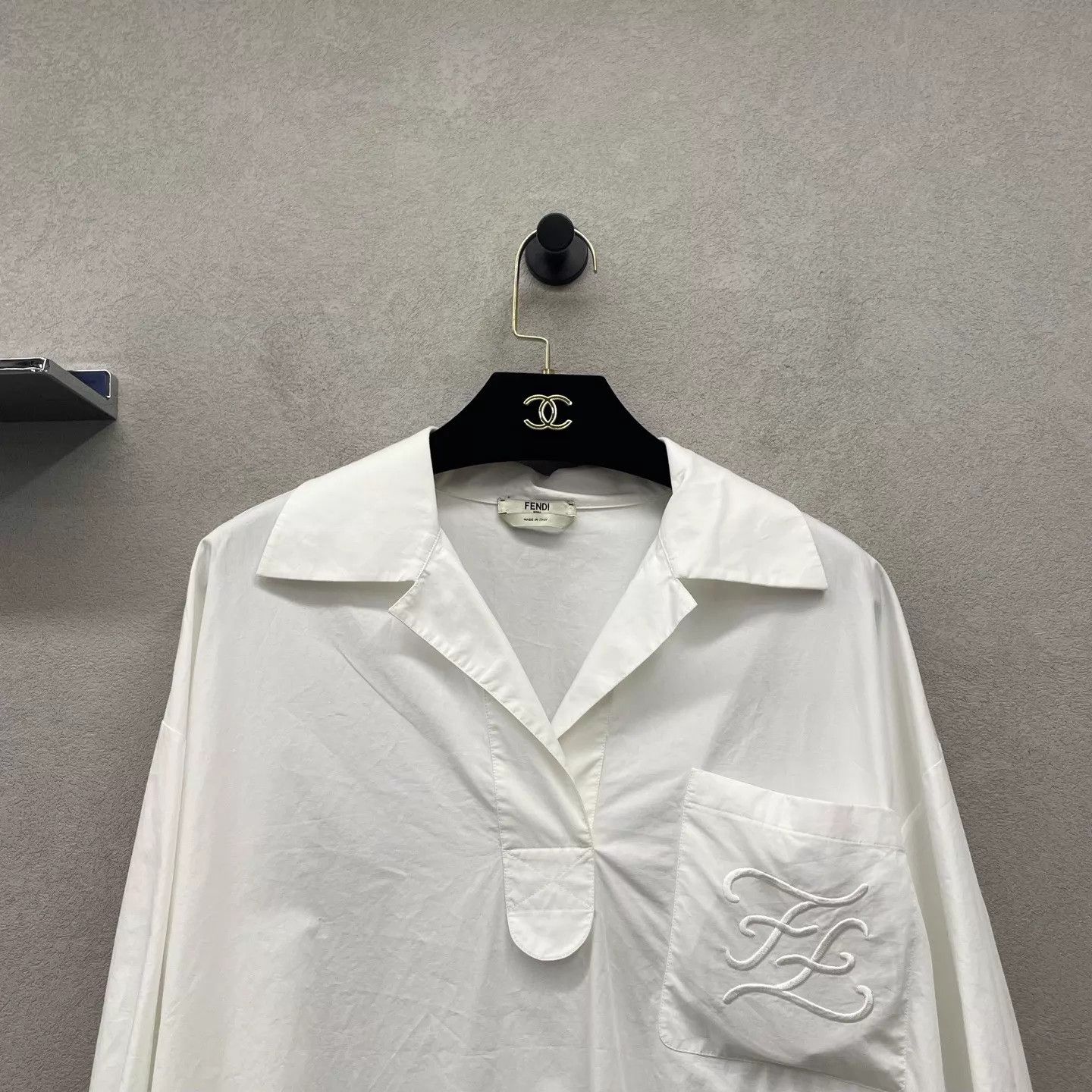 Fendi FENDI White Pocket Logo Embroidered Shirtdress 36 Size XS / US 0-2 / IT 36-38 - 4 Thumbnail