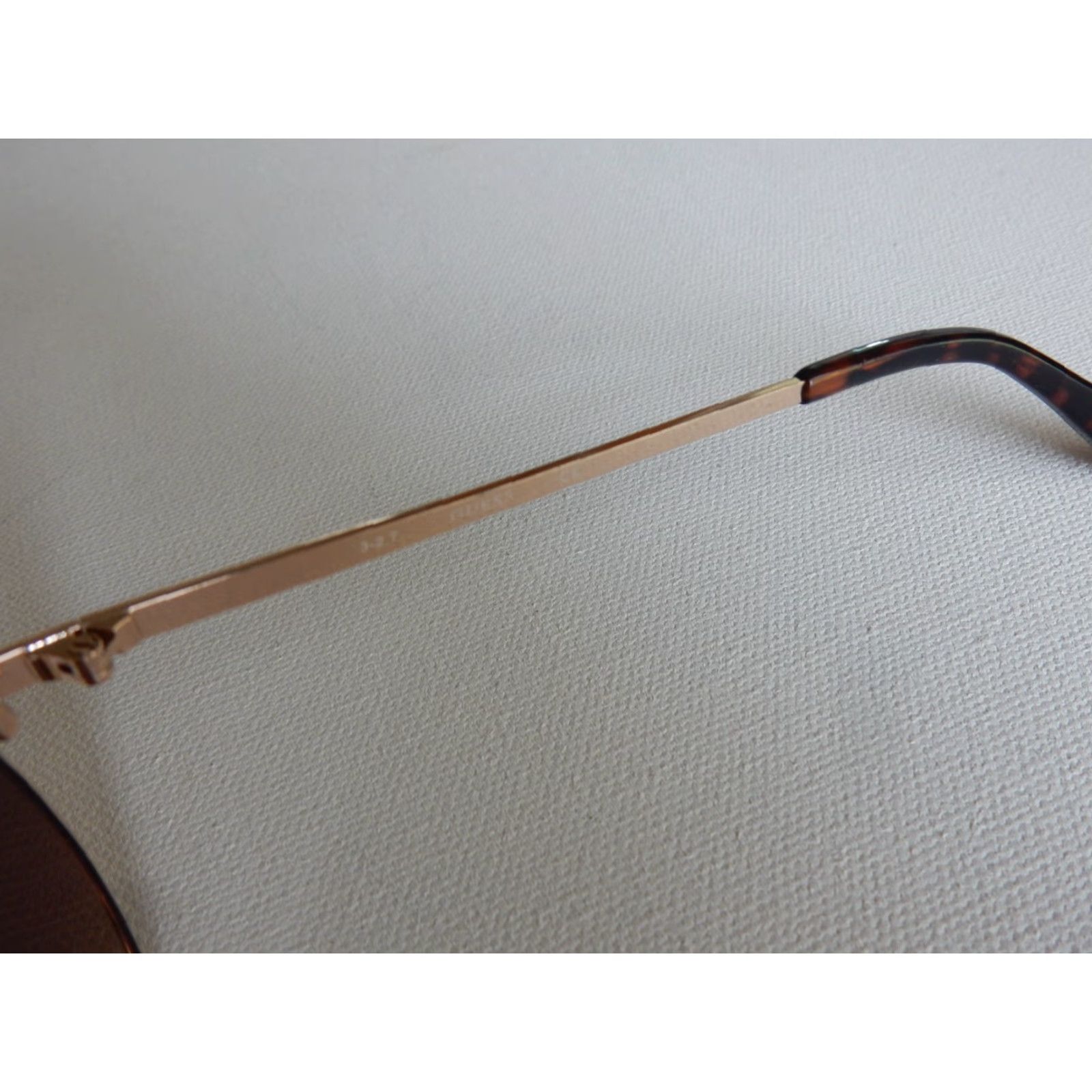 Guess GUESS Women Aviator Sunglasses 58x15mm Gold Glitter 2010s Accessories Size ONE SIZE - 6 Thumbnail