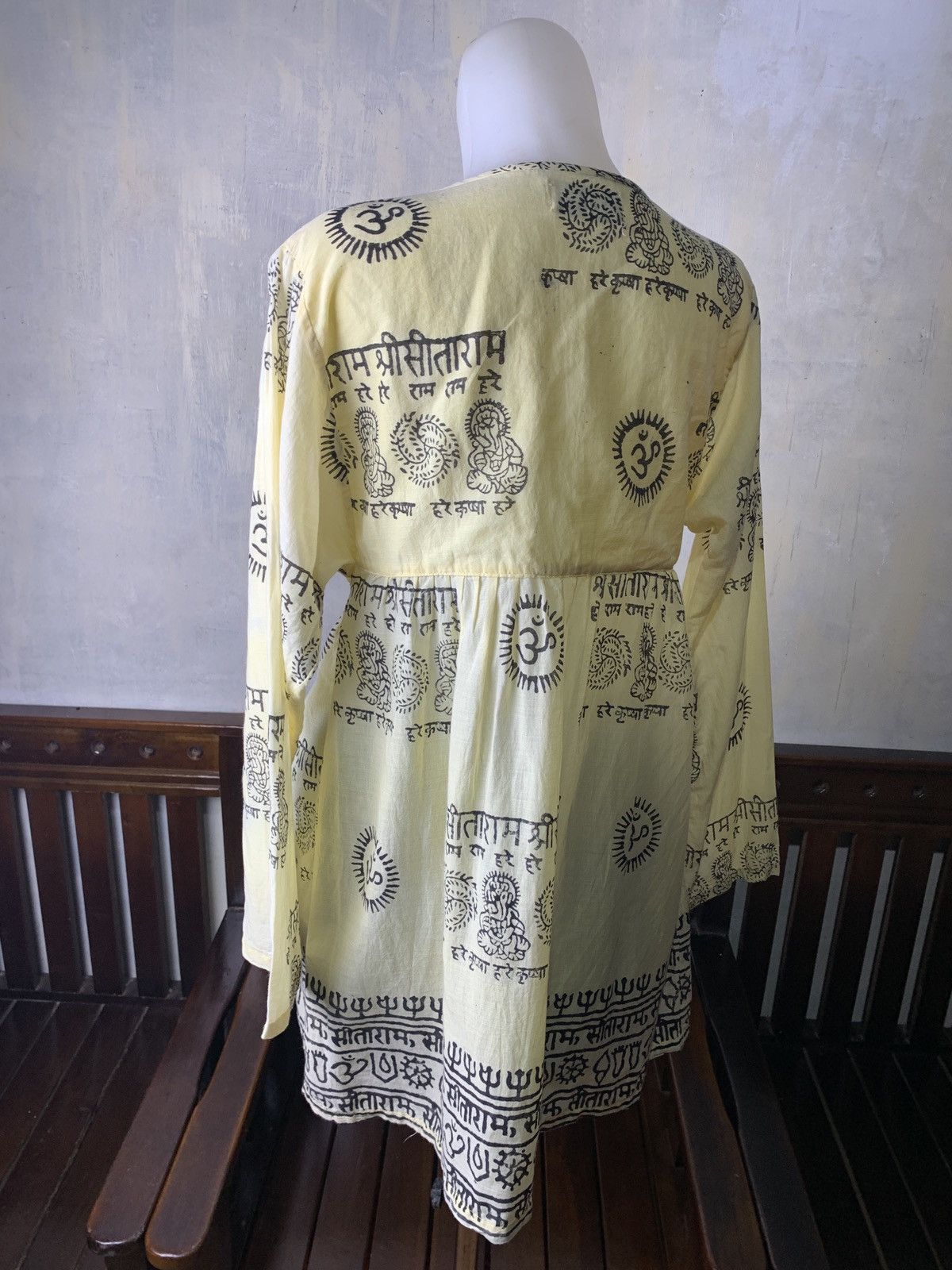 Japanese Brand 2000s ALESS Lemon Traditional Hindhi Milkmaid Dressy Top Size M / US 6-8 / IT 42-44 - 3 Thumbnail