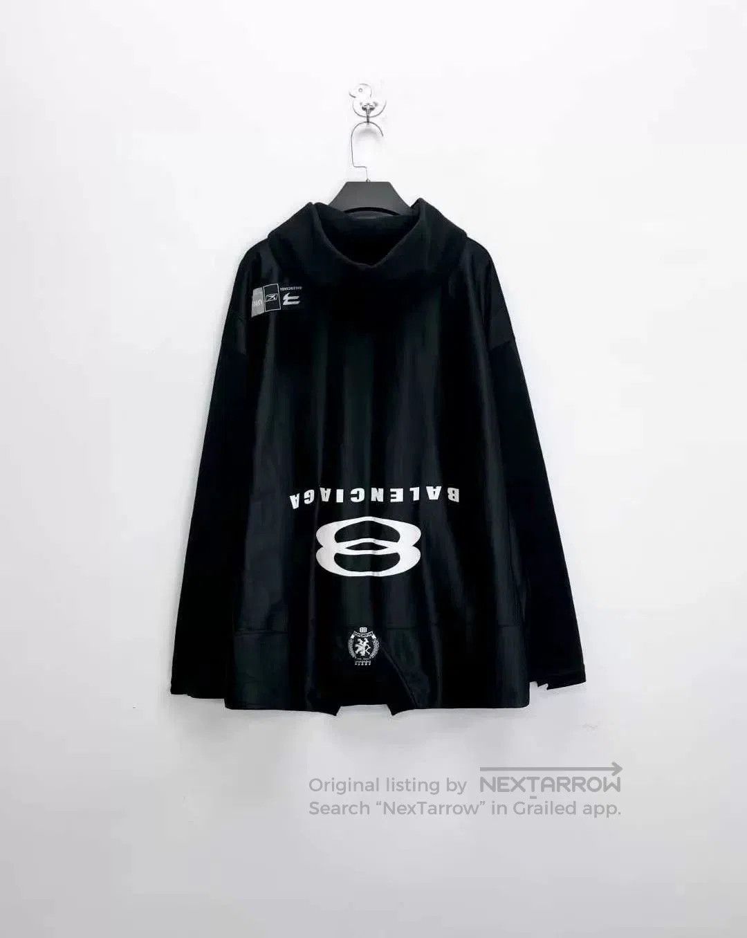 Balenciaga balenciaga black hoodie with logo detail. Size US M / EU 48-50 / 2 - 2 Thumbnail