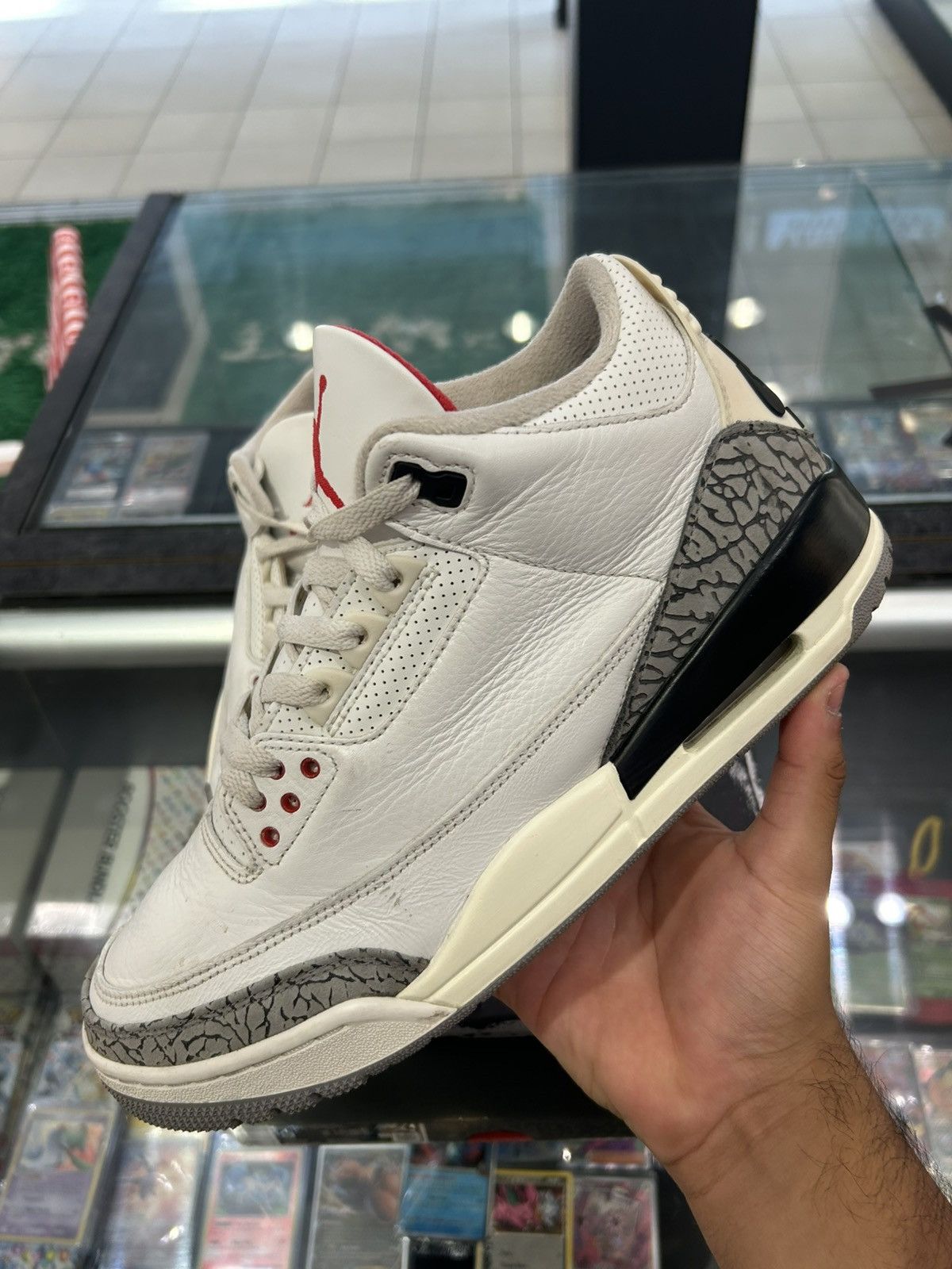 Jordan Brand Jordan 3 white cement reimagine Size US 9 / EU 42 - 2 Thumbnail