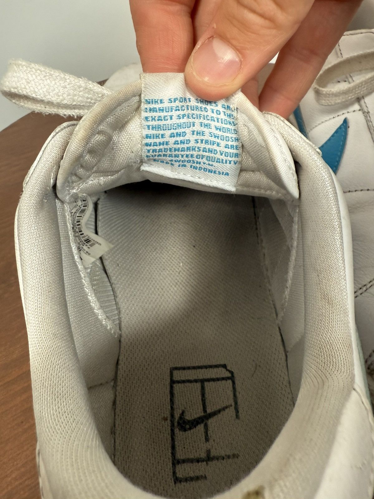 Nike Rare Nike Tennis Sneakers Size US 10 / EU 43 - 7 Thumbnail