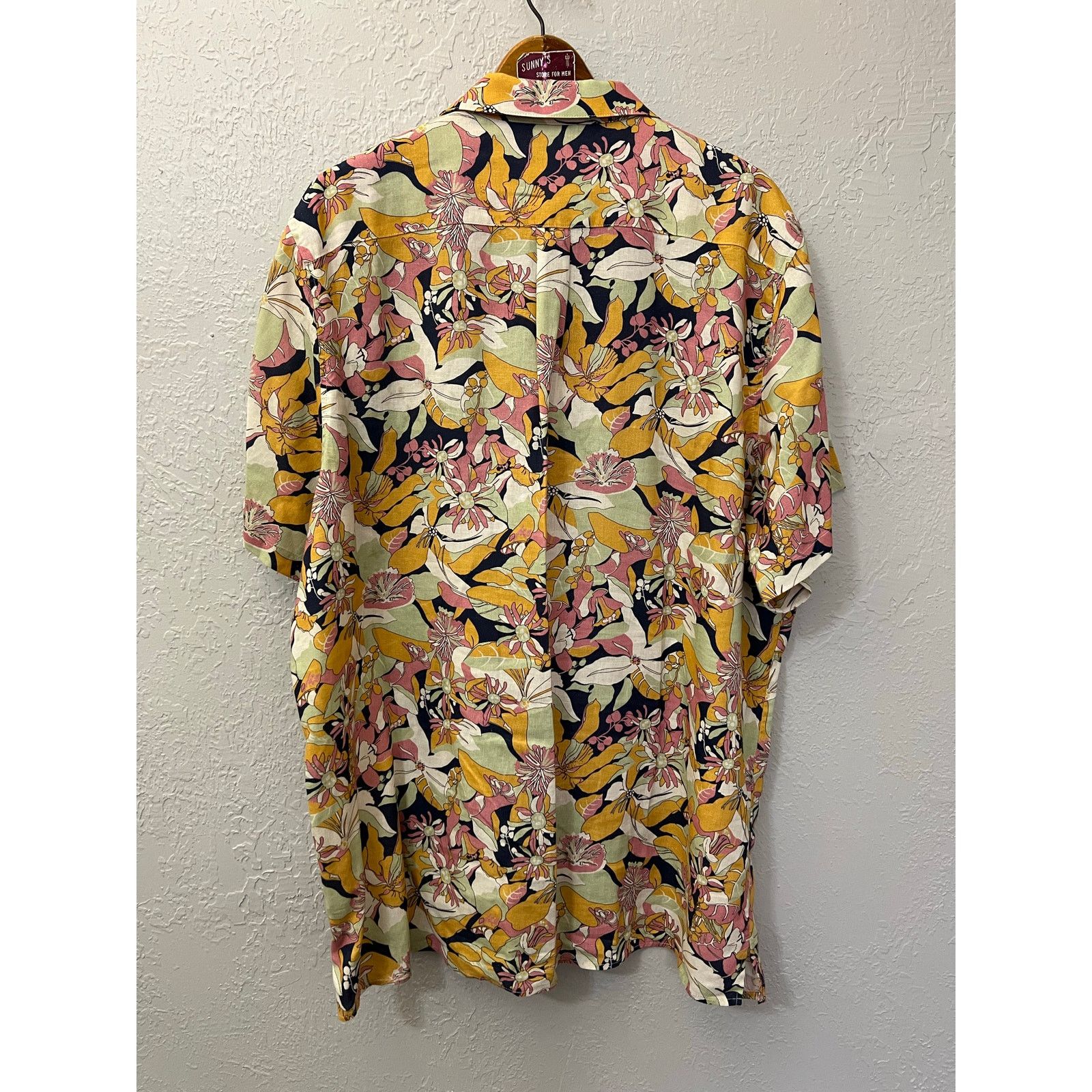 Marine Layer Marine Layer Floral Hawaiian Camp Shirt Mens XXL Tropical Size US XXL / EU 58 / 5 - 5 Thumbnail