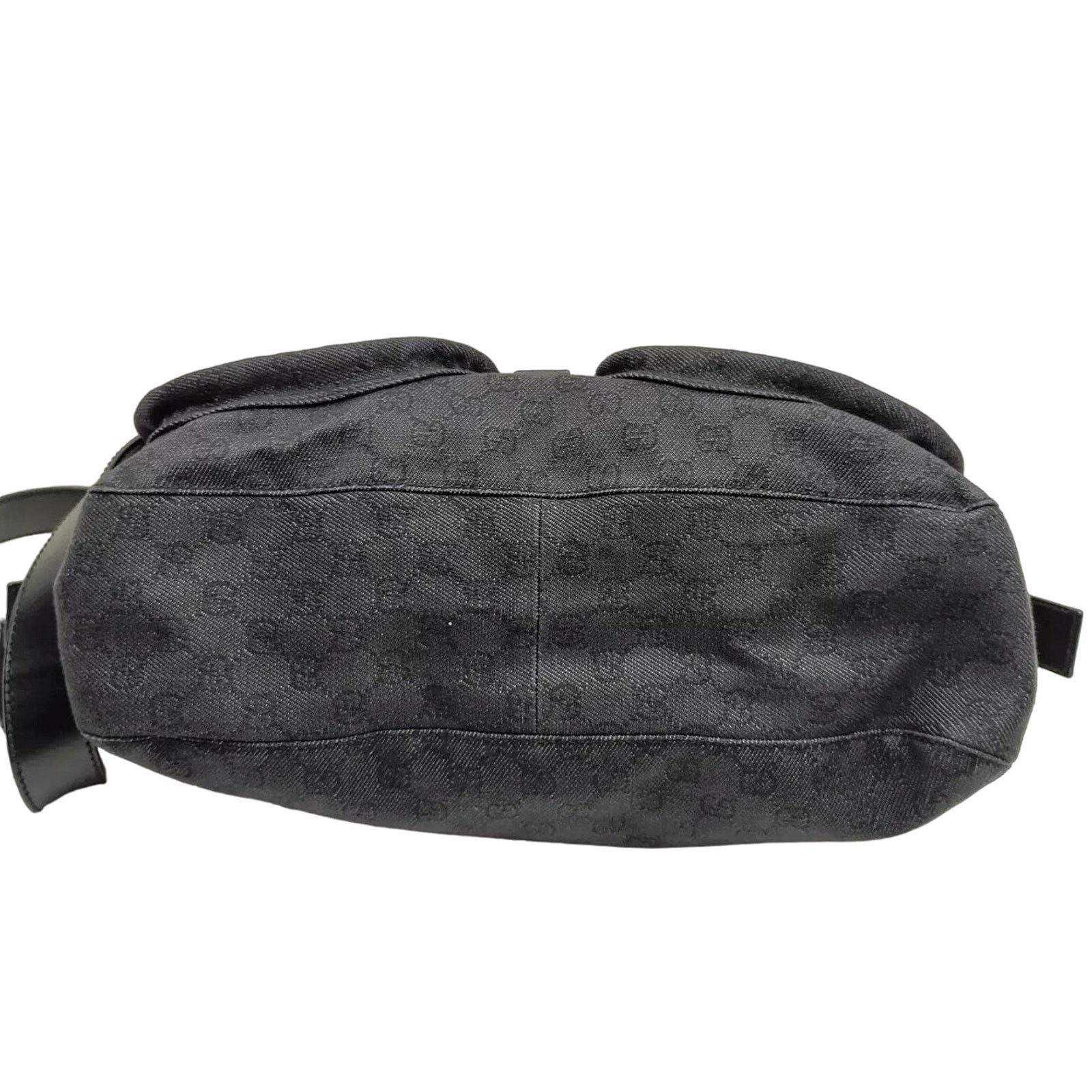 Gucci Authentic Gucci GG Black Canvas Monogram Large Messenger Bag Size ONE SIZE - 5 Thumbnail