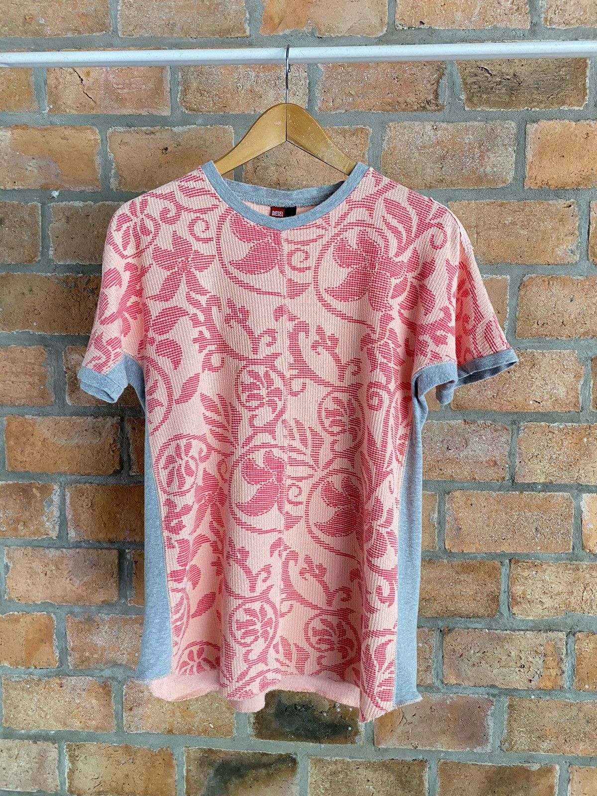 Diesel DIESEL Y2K Floral Knit T-Shirt Size S / US 4 / IT 40 - 1 Thumbnail