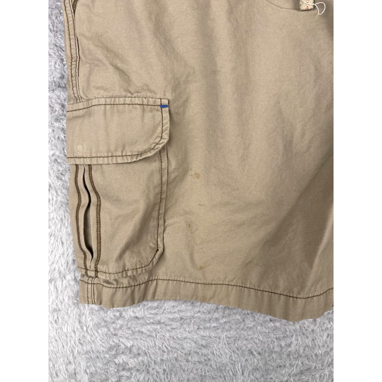 Tommy Bahama Tommy Bahama Shorts Men XL Beige Cargo 100% Cotton Flat Front 38x8 Flat Front Cargo Pocket Logo Relaxed Size US 36 / EU 52 - 6 Thumbnail