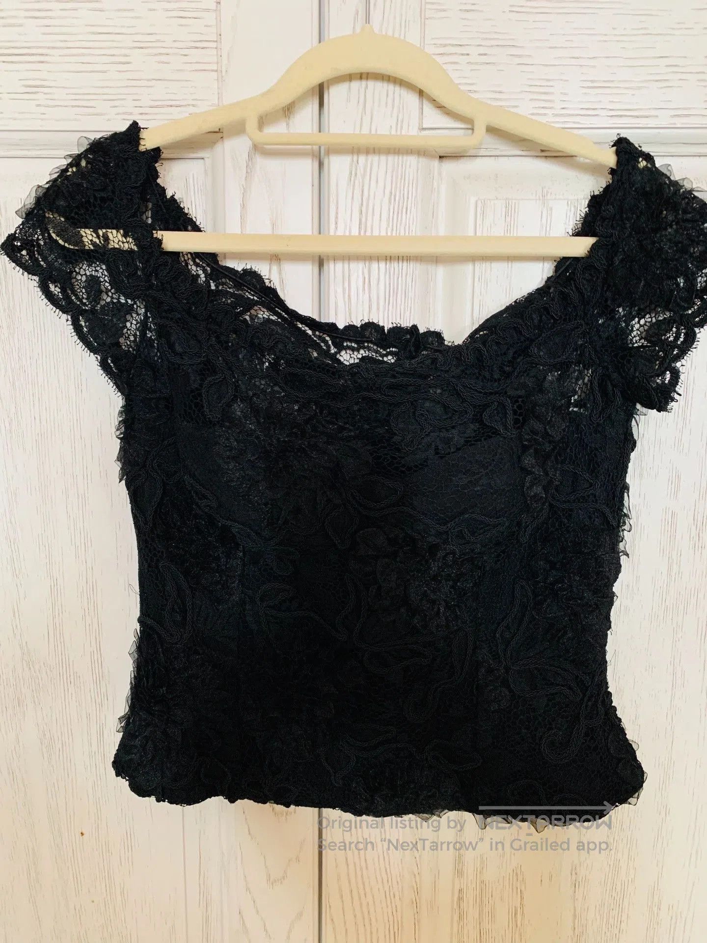 Chanel Chanel Vintage Lace Off-Shoulder Top. Size M / US 6-8 / IT 42-44 - 2 Thumbnail