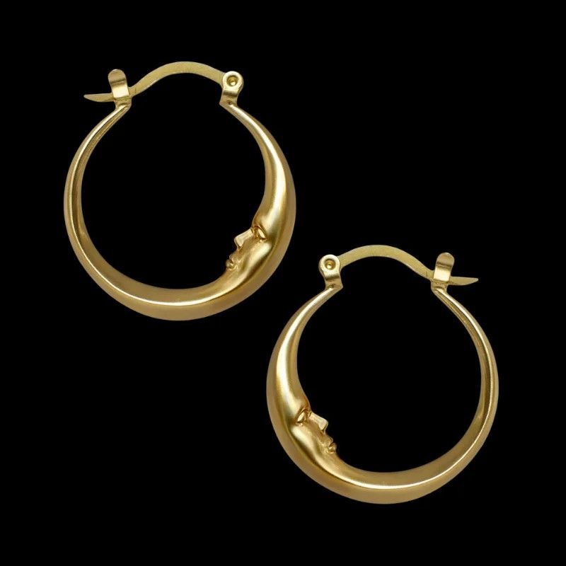 Other Vintage Metal Carving Face Personality Earrings Size ONE SIZE - 2 Thumbnail