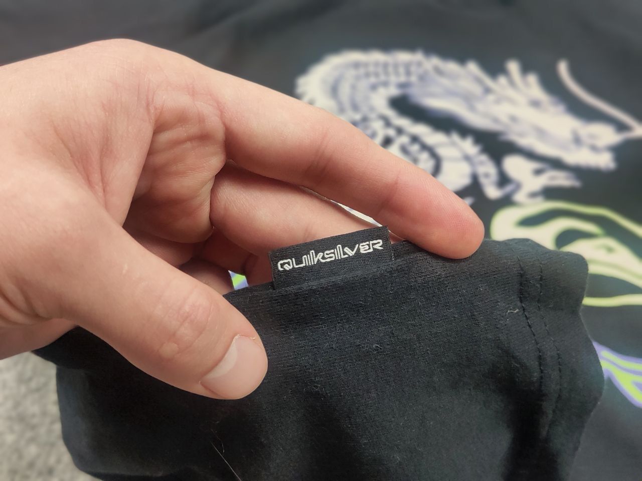 Quiksilver Quiksilver Black t-shirt logo Dragon japan back Vintage Tee Size US L / EU 52-54 / 3 - 10 Thumbnail