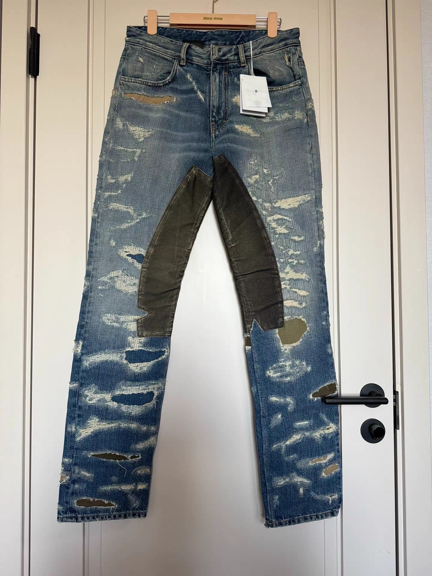 1017 ALYX 9SM × Ends Repair × Givenchy Givenchy Matthew Williams