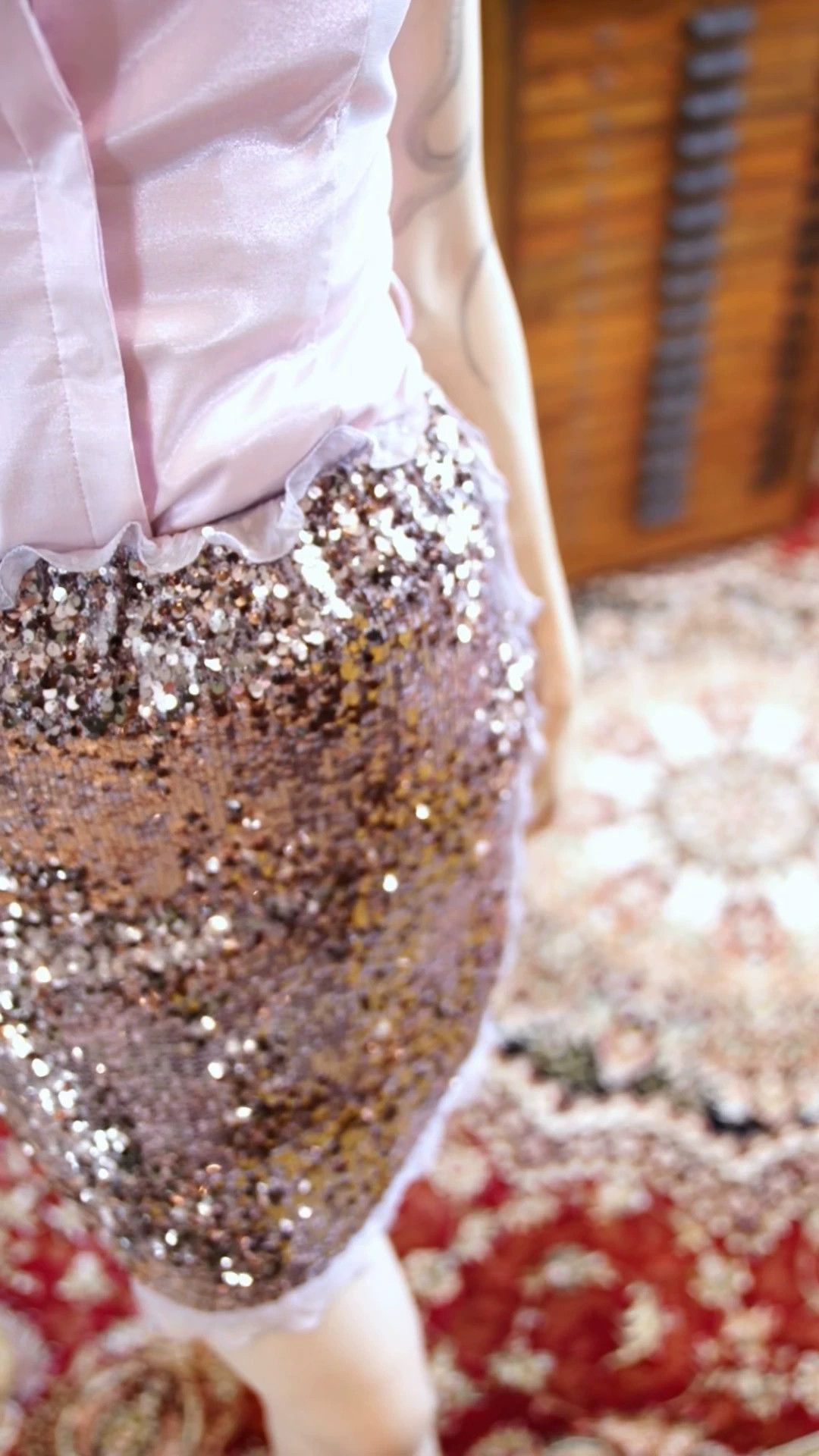 Fendi Women's Fendi 2023 Runway Purple Silk Sequin Skirt Size 25" / US 0 / IT 36 - 3 Thumbnail