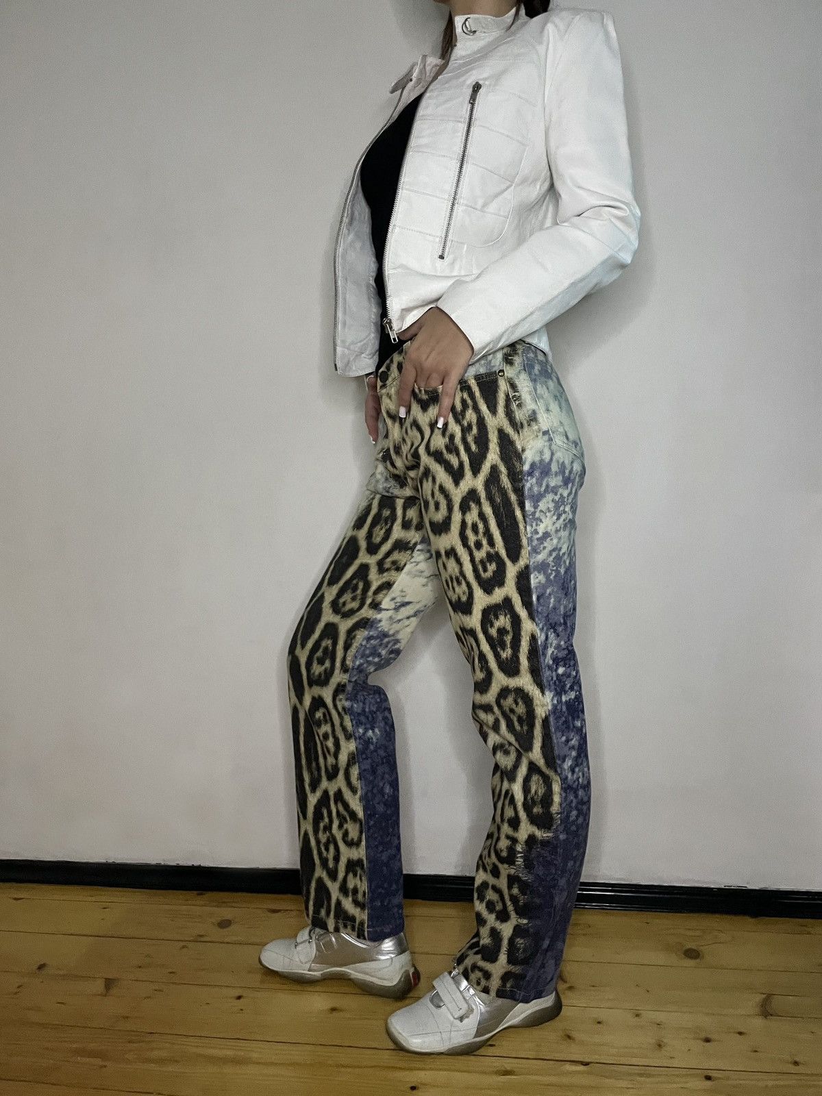 Jean évasé Vintage Roberto Cavalli Imprimé Léopard - Taille S/36, Coupe Slim, Style Rétro Années 90