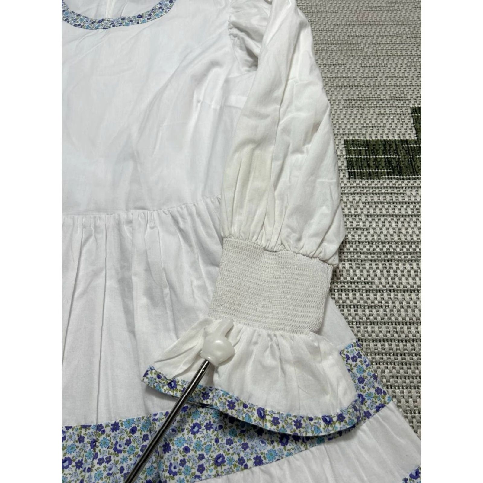 Vintage Pomander Place Dress Womens XS White Blue Purple Floral Cotton Blouson A-Line Short Sleeve Round Neck Zip Casual Gentlewoman Womens Size XS / US 0-2 / IT 36-38 - 7 Thumbnail