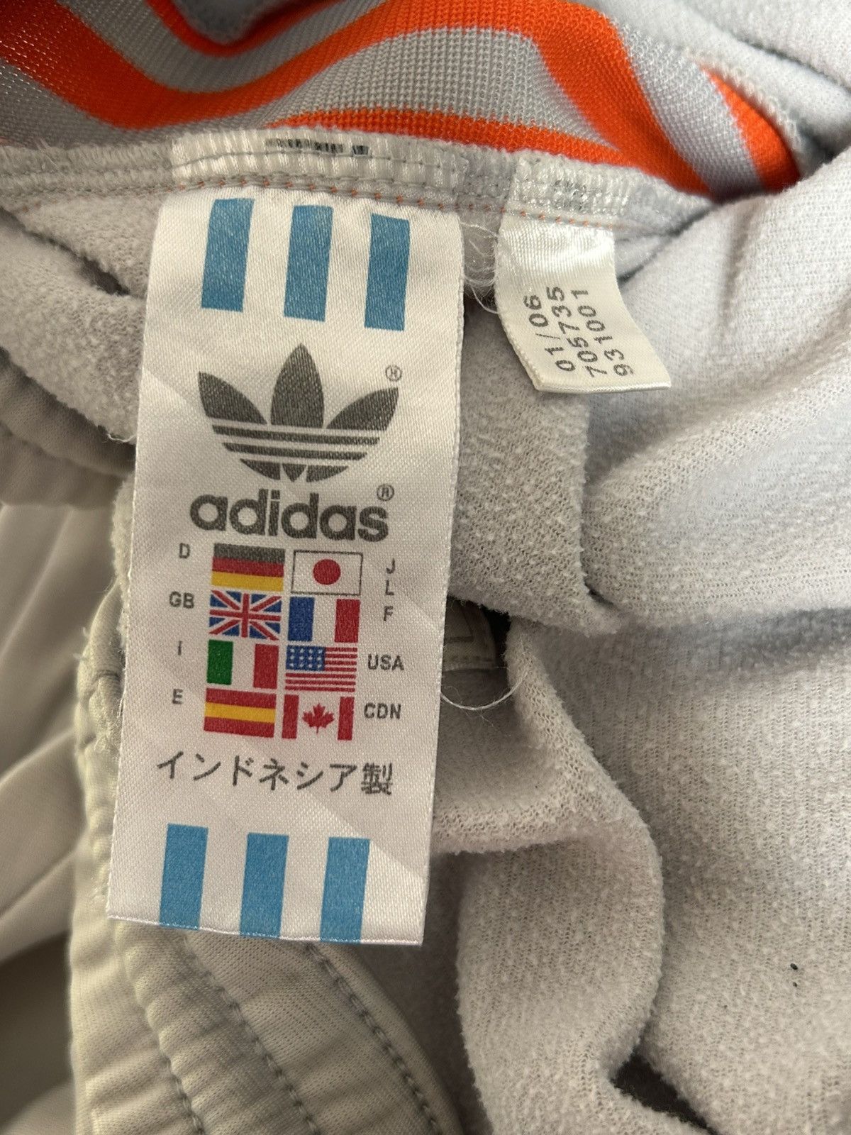 Adidas Vintage 90s Adidas Side Stripes Size US 32 / EU 48 - 9 Thumbnail