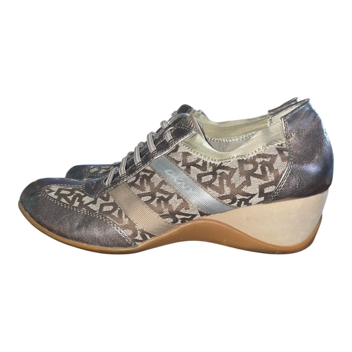 DKNY Vintage DKNY women’s brown wedge athletic shoes sneakers 7.5 Size US 7.5 / IT 37.5 - 2 Thumbnail