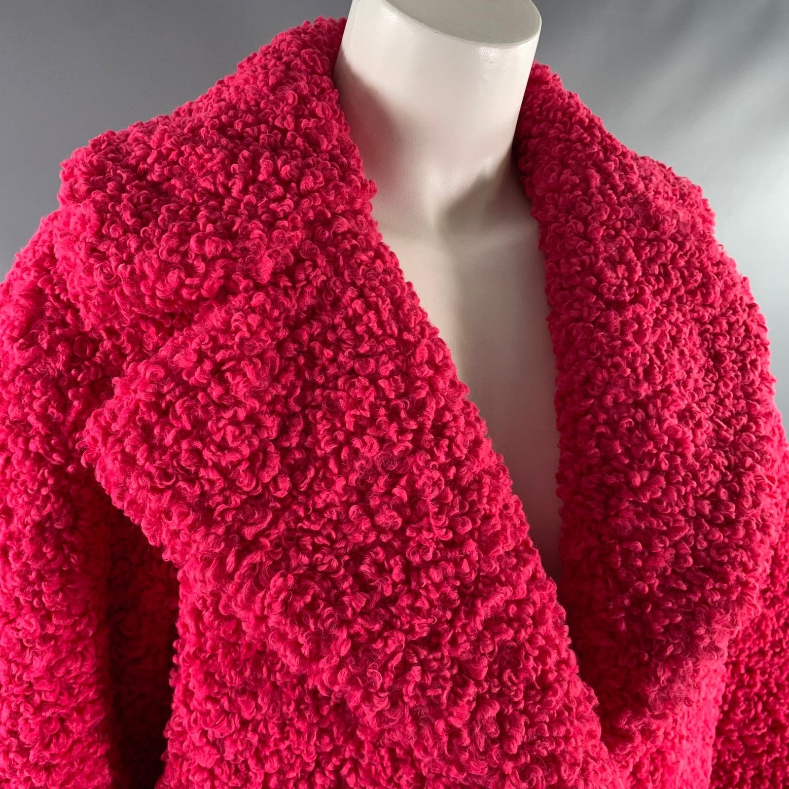 Alice + Olivia ALICE + OLIVIA M Pink Polyester Textured Faux Fur Jacket Size M / US 6-8 / IT 42-44 - 2 Thumbnail
