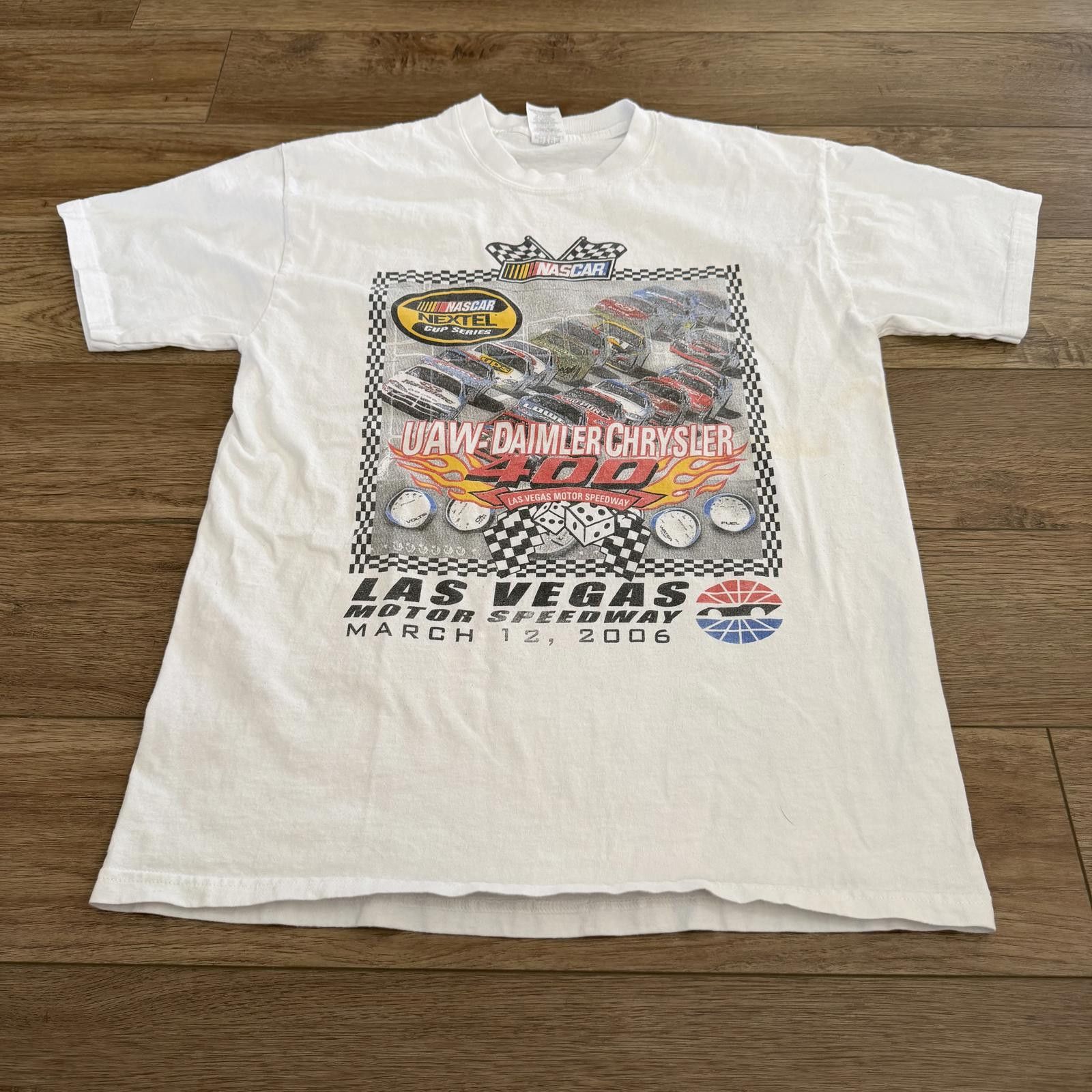 Jerzees Vintage Y2K NASCAR Las Vegas Racing Shirt Size US L / EU 52-54 / 3 - 1 Thumbnail