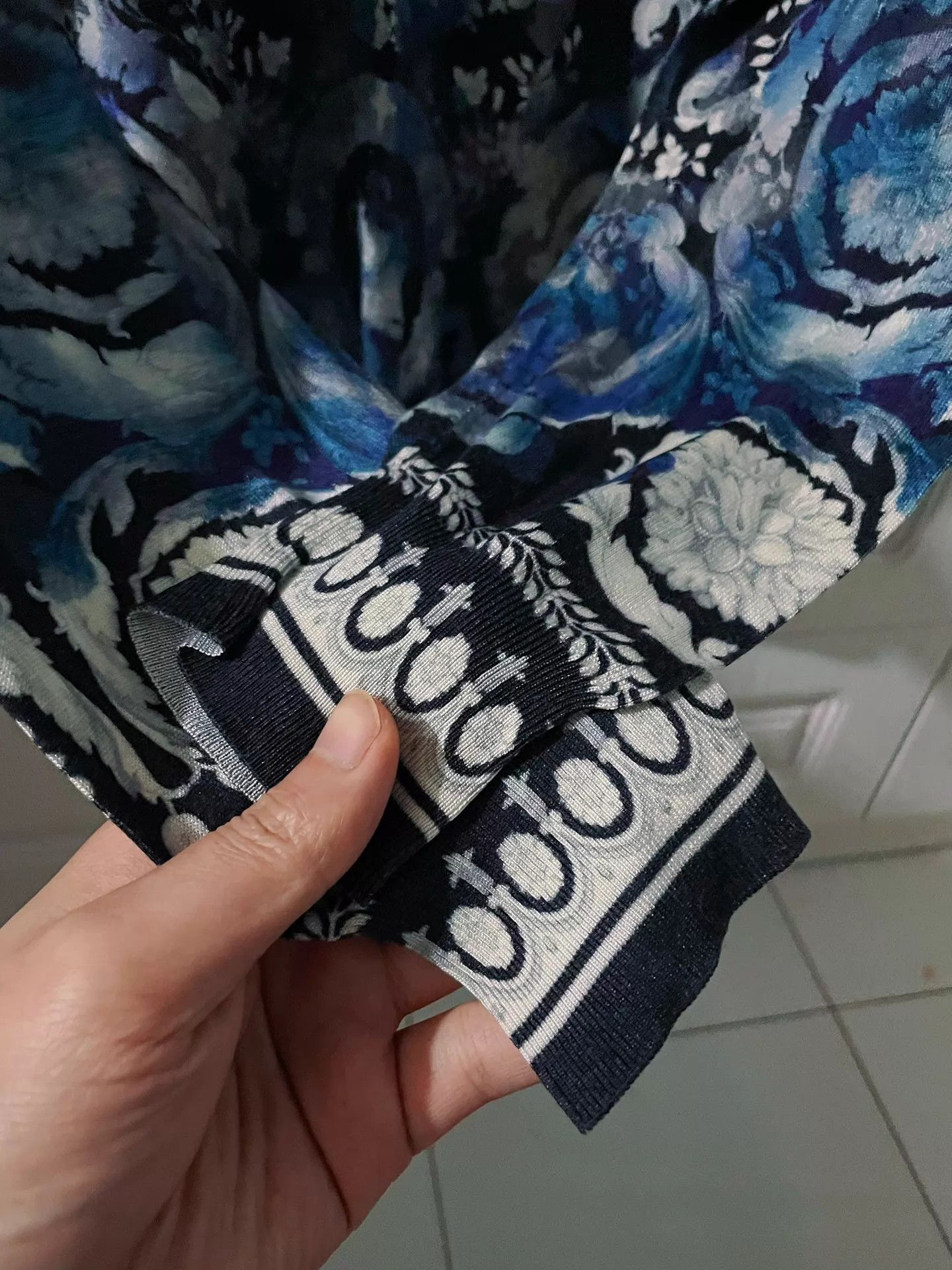 Versace Versace Blue Gold Baroque Floral Silk Print LS XL Size US XL / EU 56 / 4 - 6 Thumbnail