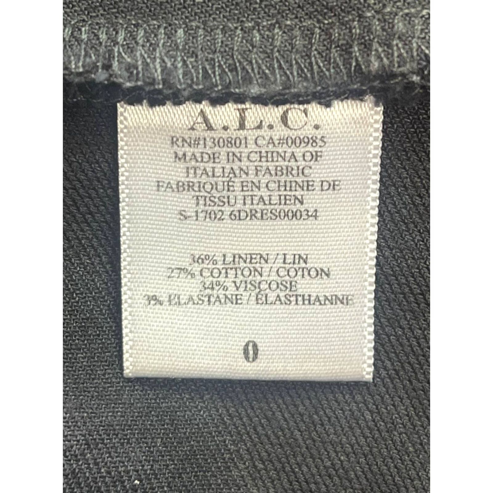 Vintage ALC Black ribbed ruffle midi dress Short Sleeve Women Size 0 Size 25" / US 0 / IT 36 - 7 Thumbnail