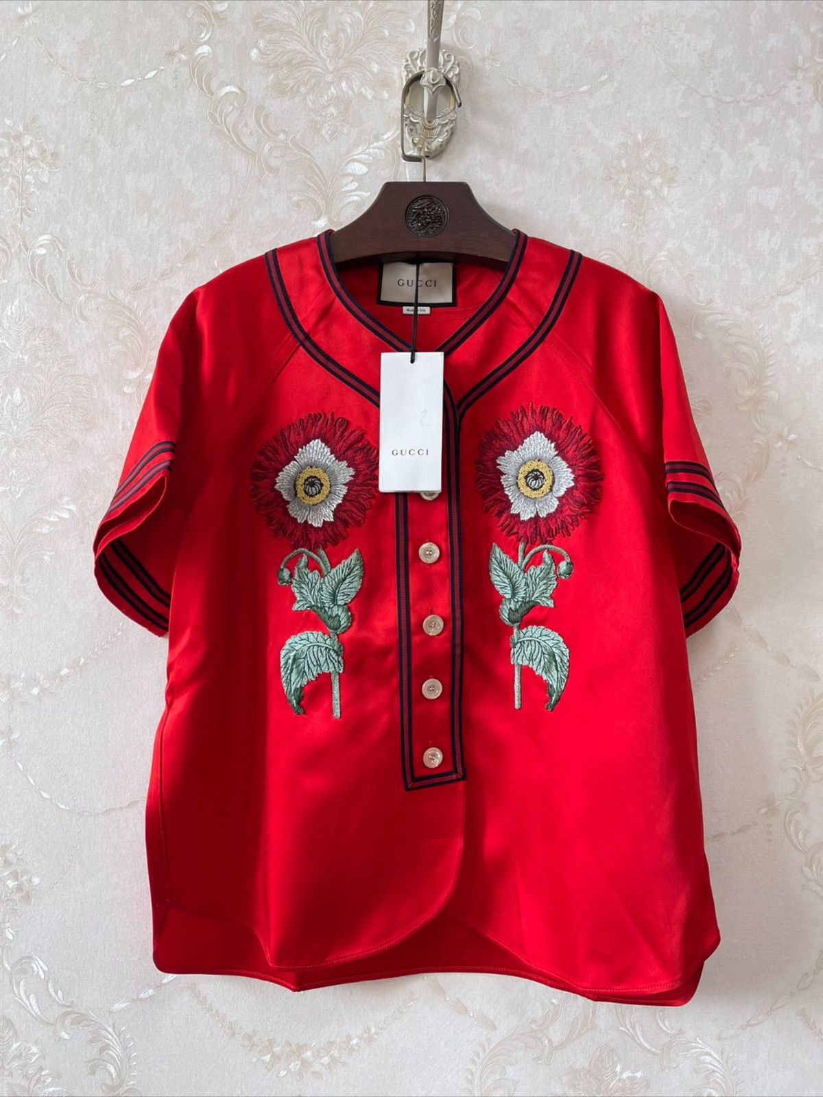 Gucci Gucci runway Gucci Baseball Embroidery Top Red Size S / US 4 / IT 40 - 1 Thumbnail
