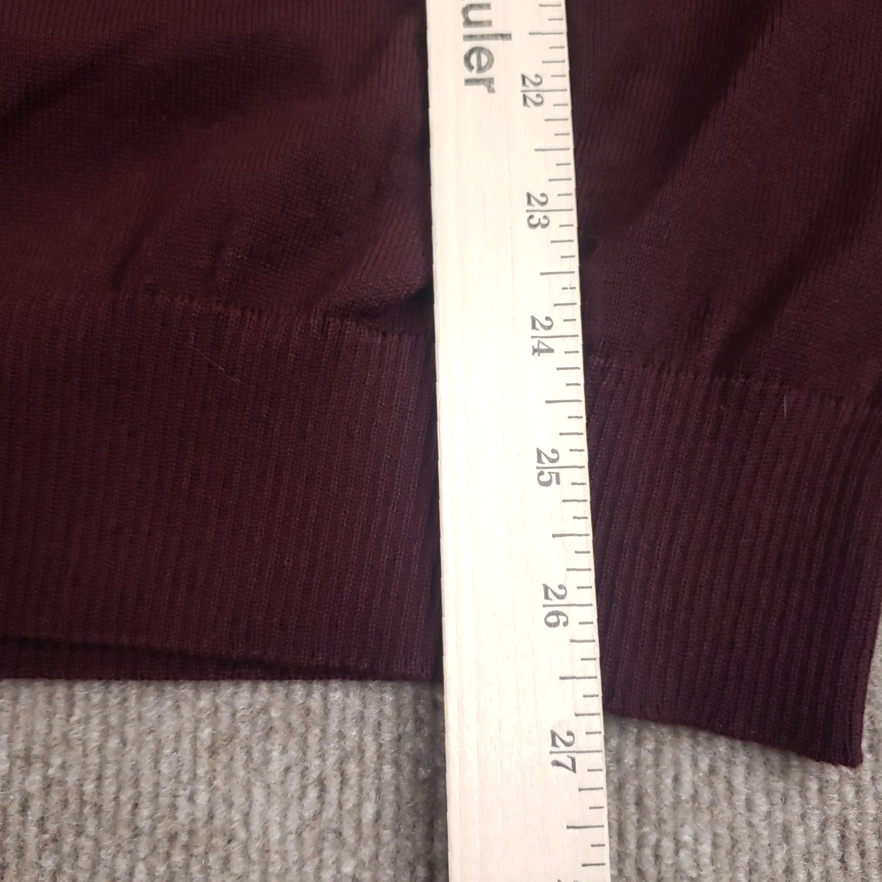 Haggar Haggar Mens V Neck Sweater Small Maroon Red Pullover Long Sleeve Size US S / EU 44-46 / 1 - 4 Thumbnail