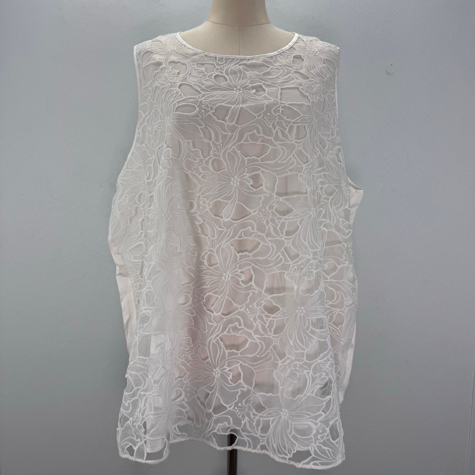 Marina Rinaldi Marina Rinaldi White Floral Lace Cutout Embroidered Top US24 Size 4XL / US 24-26 - 1 Thumbnail